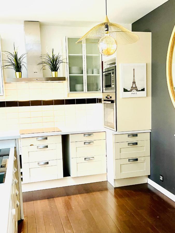 Cathedrale Jacuzzi Luxurious Appartement *